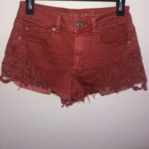 American Eagle Shorts Floral Rust
